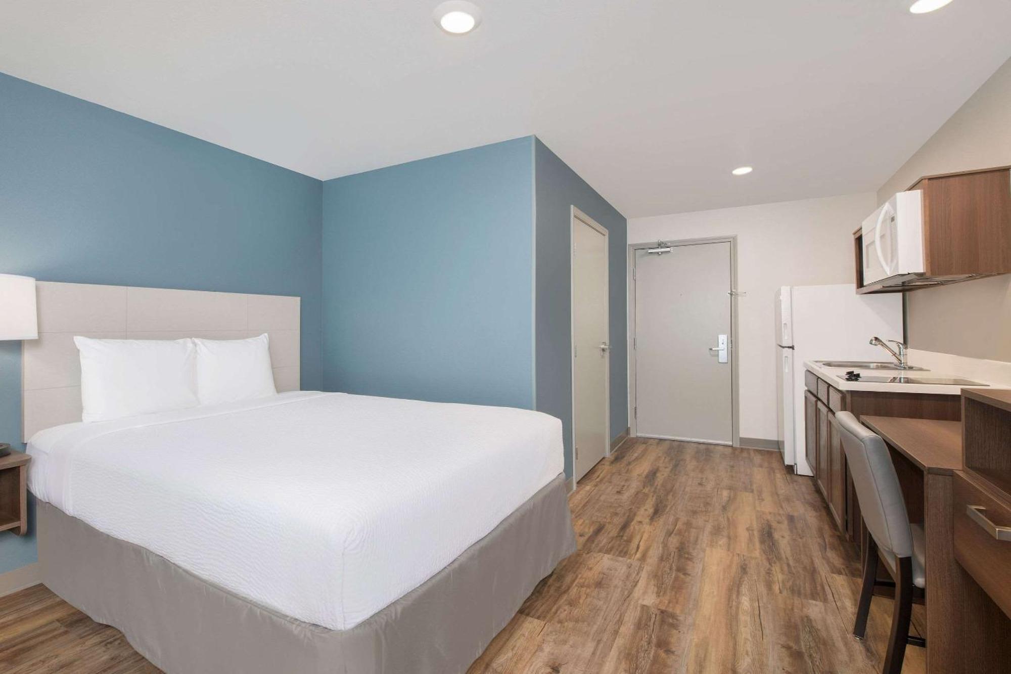 Woodspring Suites Savannah Pooler Bagian luar foto